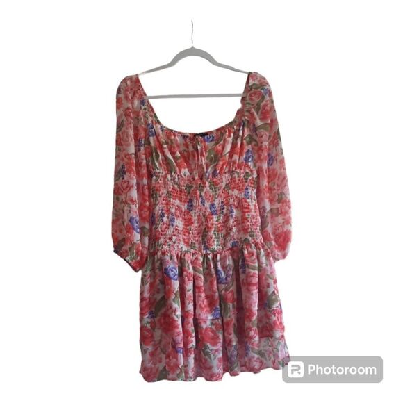 Forever 21  Floral Smocked Mini Dress - Picture 1 of 2